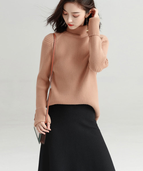 SAISON DE PAPILLON（セゾンドパピヨン）の「ハイネックシンプルリブニットトップス（ニット/セーター・レディース・ベージュ/ネイビー/キャメル・M/L）」の6枚目の写真