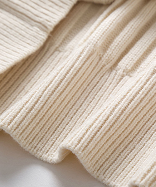 SAISON DE PAPILLON（セゾンドパピヨン）の「ハイネックシンプルリブニットトップス（ニット/セーター・レディース・ベージュ/ネイビー/キャメル・M/L）」の15枚目の写真