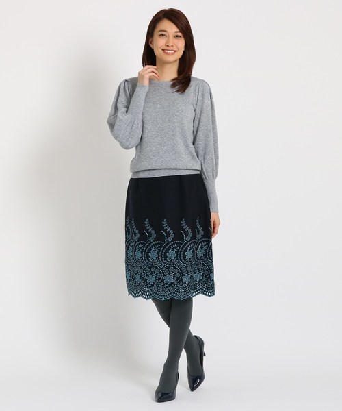 Sunauna(スーナウーナ)の「【洗える】カットワーク刺しゅうスカート(スカート・レディース・ネイビー/グレー/キャメル/グレー系/ネイビー系・40/38/36/34)」の8枚目の写真