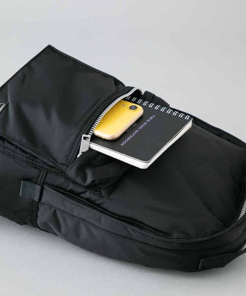 PORTER（ポーター）の「【PORTER】TANKER  DAYPACK　容量7L / 622-68621（バックパック/リュック・メンズ・ブラック・FREE）」の8枚目の写真