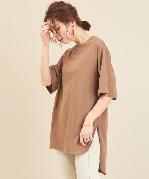 BEAUTY&YOUTH UNITED ARROWS(ビューティーアンドユースユナイテッドアローズ)の「BY∴ コットンサイドスリットビッグTシャツ◆(Tシャツ/カットソー・レディース・ホワイト/パープル/ブラック/ダークグレー/モカ・FREE)」の4枚目の写真