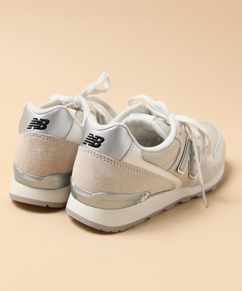 BEAMS LIGHTS Women's(ビームスライツ ウィメンズ)の「NEW BALANCE / WR996(スニーカー・レディース・ベージュ系その他/ブルー系その他・23/24/24.5/23.5)」の6枚目の写真