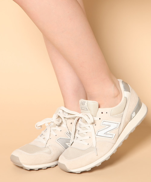BEAMS LIGHTS Women's(ビームスライツ ウィメンズ)の「NEW BALANCE / WR996(スニーカー・レディース・ベージュ系その他/ブルー系その他・23/24/24.5/23.5)」の16枚目の写真