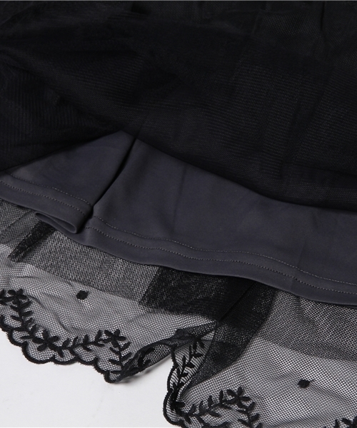 earth music&ecology（アースミュージックアンドエコロジー）の「チュール刺繍ロングスカート（スカート・レディース・アイボリー/ネイビー/ピンクベージュ・FREE）」の8枚目の写真