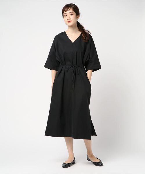 ottilie（オティーリエ）の「Ｖネックコットンマエリボンワンピース（ワンピース・レディース・ブラック/ベージュ/イエロー・FREE）」の17枚目の写真