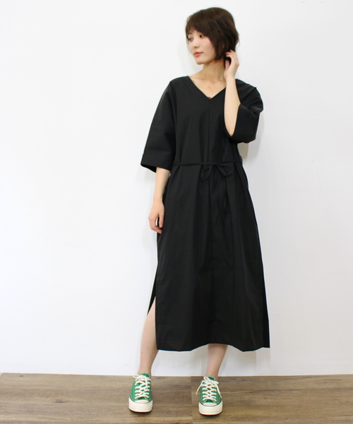 ottilie（オティーリエ）の「Ｖネックコットンマエリボンワンピース（ワンピース・レディース・ブラック/ベージュ/イエロー・FREE）」の6枚目の写真