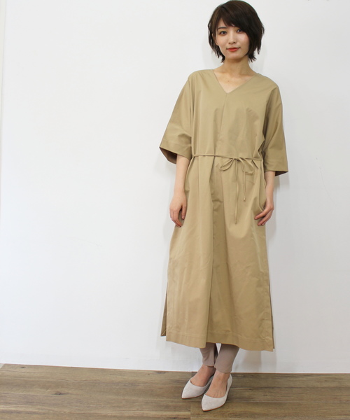 ottilie（オティーリエ）の「Ｖネックコットンマエリボンワンピース（ワンピース・レディース・ブラック/ベージュ/イエロー・FREE）」の11枚目の写真