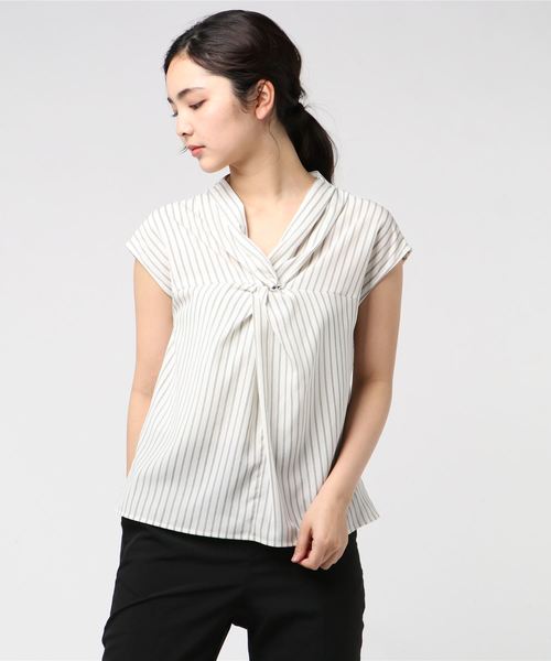 12Twelve Agenda（トゥエルブ　アジェンダ）の「フロントツイストフレンチスリーブブラウス（シャツ/ブラウス・レディース・ブラック/パープル/オフホワイト/マスタード・M）」の16枚目の写真
