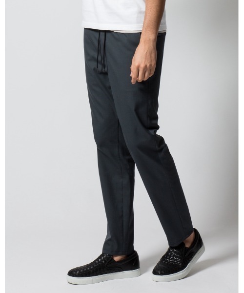 wjk（ダヴルジェイケイ）の「easy light slacks（スラックス）」 - WEAR