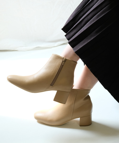 AmiAmi(アミアミ)の「【2024AW新改良!】スクエアトゥショートブーツ(ブーツ・レディース・ブラック/ブラウン/ダークブラウン/グレー/ブラック系その他/キャメル/ベージュ/ブラック系その他2/グレイッシュベージュ・LL/S/M/L)」の8枚目の写真