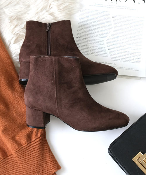 AmiAmi(アミアミ)の「【2024AW新改良!】スクエアトゥショートブーツ(ブーツ・レディース・ブラック/ブラウン/ダークブラウン/グレー/ブラック系その他/キャメル/ベージュ/ブラック系その他2/グレイッシュベージュ・LL/S/M/L)」の7枚目の写真