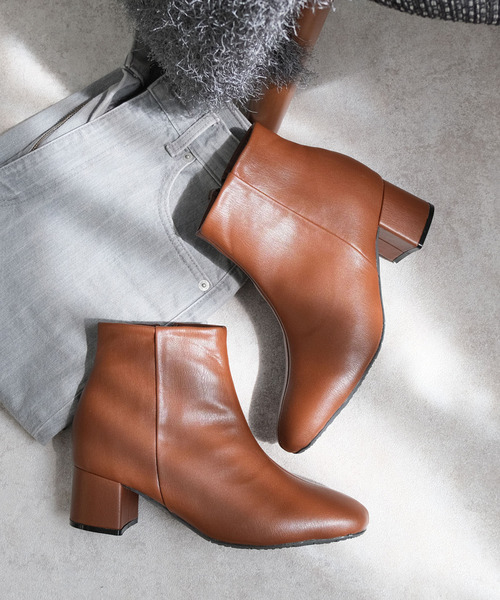 AmiAmi(アミアミ)の「【2024AW新改良!】スクエアトゥショートブーツ(ブーツ・レディース・ブラック/ブラウン/ダークブラウン/グレー/ブラック系その他/キャメル/ベージュ/ブラック系その他2/グレイッシュベージュ・LL/S/M/L)」の15枚目の写真