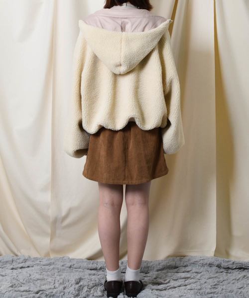 PairPair（ペアペア）の「フード付袖ボリュームボアブルゾン（ブルゾン・レディース・ベージュ/ライトベージュ/モカ・FREE）」の9枚目の写真