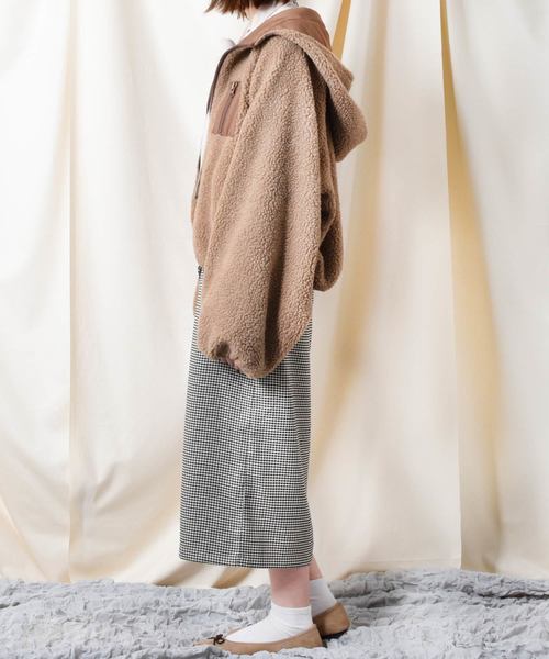 PairPair（ペアペア）の「フード付袖ボリュームボアブルゾン（ブルゾン・レディース・ベージュ/ライトベージュ/モカ・FREE）」の14枚目の写真