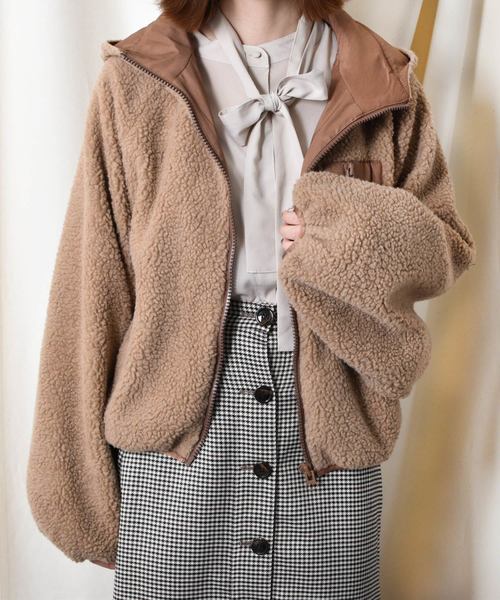 PairPair（ペアペア）の「フード付袖ボリュームボアブルゾン（ブルゾン・レディース・ベージュ/ライトベージュ/モカ・FREE）」の16枚目の写真