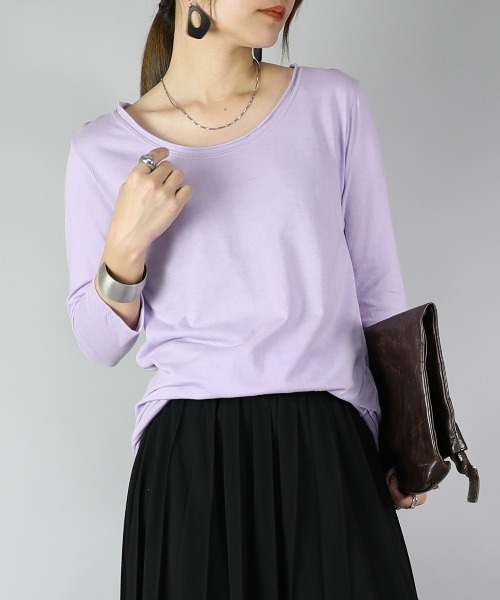 and it_（アンドイット）の「【日本製】シンプルカラー7分袖ロングカットソー（Tシャツ/カットソー・レディース・マスタード/ライトピンク/サーモンピンク/ワイン/オレンジ/ネイビー/ライトブルー/ブルーグリーン/ロイヤルブルー/パープル/ラベンダー/ブラック/チャコールグレー/杢グレー/ブラウン/オートミール/ライトカーキ/ホワイト/アイボリー/モカ・LARGE/X-LARGE/MEDIUM）」の16枚目の写真