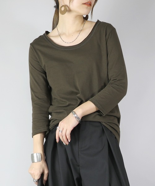 and it_（アンドイット）の「【日本製】シンプルカラー7分袖ロングカットソー（Tシャツ/カットソー・レディース・マスタード/ライトピンク/サーモンピンク/ワイン/オレンジ/ネイビー/ライトブルー/ブルーグリーン/ロイヤルブルー/パープル/ラベンダー/ブラック/チャコールグレー/杢グレー/ブラウン/オートミール/ライトカーキ/ホワイト/アイボリー/モカ・LARGE/X-LARGE/MEDIUM）」の7枚目の写真