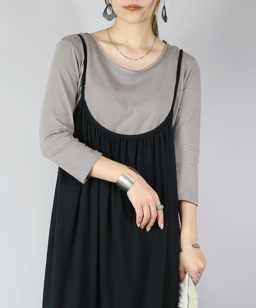 and it_（アンドイット）の「【日本製】シンプルカラー7分袖ロングカットソー（Tシャツ/カットソー・レディース・マスタード/ライトピンク/サーモンピンク/ワイン/オレンジ/ネイビー/ライトブルー/ブルーグリーン/ロイヤルブルー/パープル/ラベンダー/ブラック/チャコールグレー/杢グレー/ブラウン/オートミール/ライトカーキ/ホワイト/アイボリー/モカ・LARGE/X-LARGE/MEDIUM）」の8枚目の写真