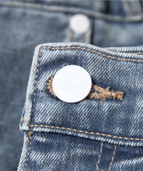 BEAMS(ビームス)の「LEVIS CALIFORNIA / 5ポケットスリム リジッド/ライト(デニムパンツ・メンズ・サックスブルー/インディゴブルー・28inch/34inch/30inch/32inch)」の3枚目の写真