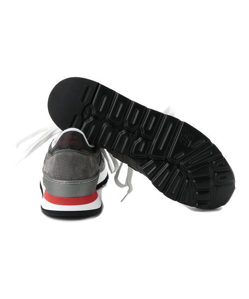 BEAMS(ビームス)の「NEW BALANCE / M990(スニーカー・メンズ・チャコールグレー・26.5cm/27.5cm/27.0cm/26.0cm/28.0cm/28.5cm/25.5cm)」の13枚目の写真