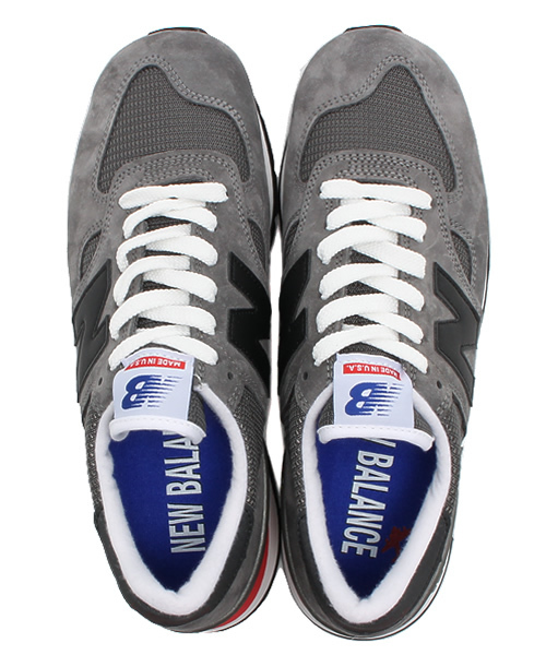 BEAMS(ビームス)の「NEW BALANCE / M990(スニーカー・メンズ・チャコールグレー・26.5cm/27.5cm/27.0cm/26.0cm/28.0cm/28.5cm/25.5cm)」の9枚目の写真