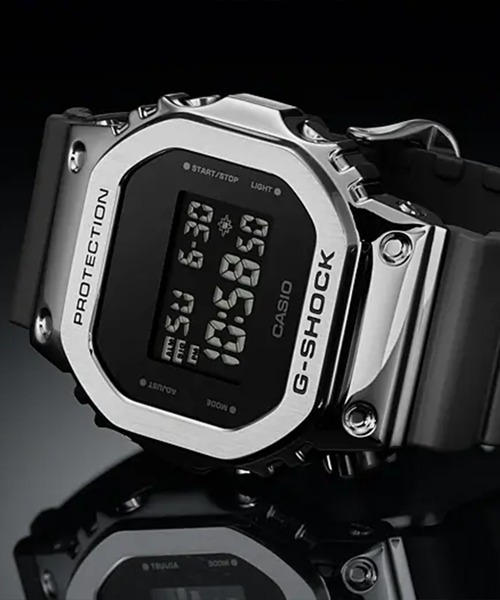 G-SHOCK(ジーショック)の「G-SHOCk/ジーショック 腕時計 GM-5600-1JF(デジタル腕時計・メンズ・シルバー・FREE)」の15枚目の写真