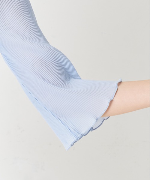 natural couture（ナチュラルクチュール）の「細プリーツメロー6分袖ブラウス（シャツ/ブラウス・レディース・ブラック/ベージュ/オフホワイト/サックスブルー・FREE）」の21枚目の写真