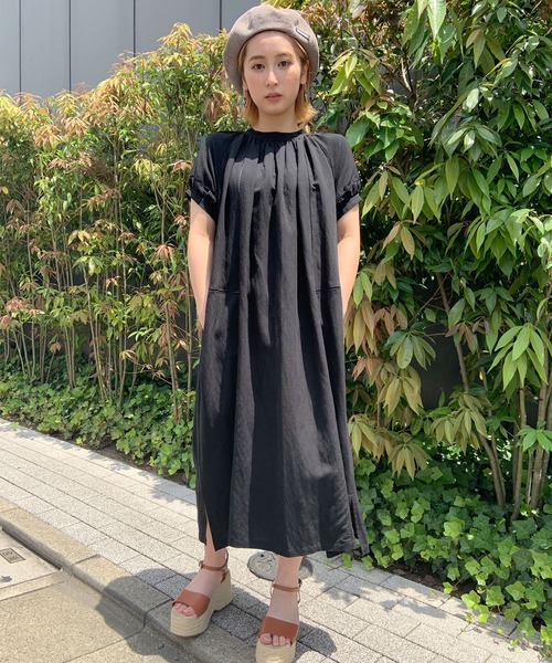 MILKFED.（ミルクフェド）の「GATHERED NECK DRESS（ワンピース・レディース・オレンジ/ブラウン/ブラック・ONE SIZE）」の2枚目の写真