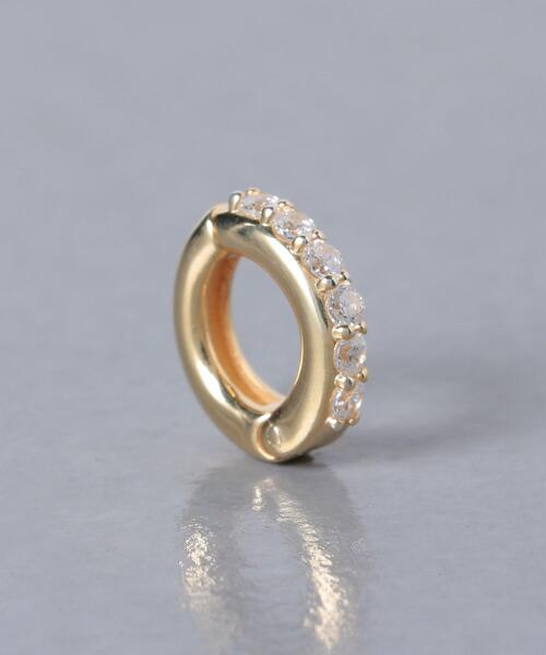 UNITED ARROWS（ユナイテッドアローズ）の「UBCS CZ フープ イヤリング GLD（イヤリング・レディース・ゴールド・FREE）」の3枚目の写真