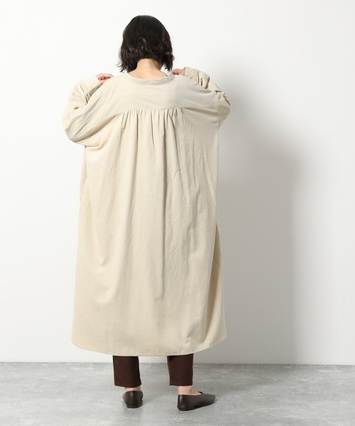 LAKOLE（ラコレ）の「コーデュロイバンドカラーワンピース / LAKOLE