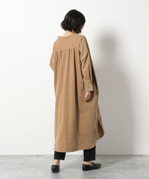 LAKOLE（ラコレ）の「コーデュロイバンドカラーワンピース / LAKOLE