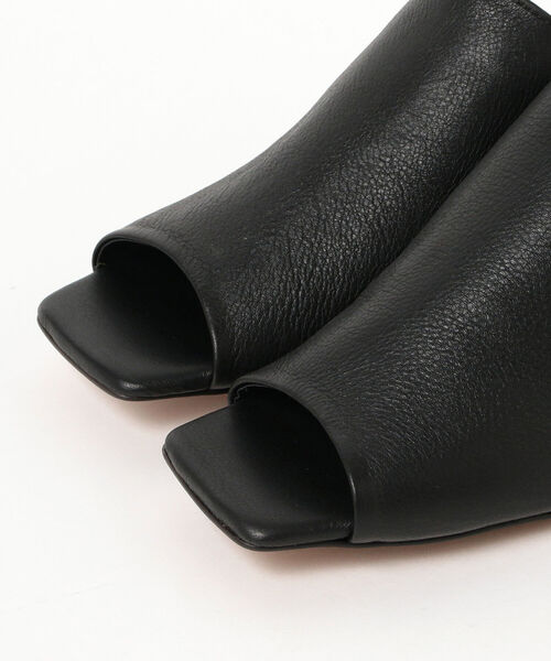 Ray BEAMS（レイビームス）の「Ray BEAMS / スクエアトゥ レザー サンダル（サンダル・レディース・ブラック/グリーン系その他2・24/24.5/23.5/25/23）」の7枚目の写真