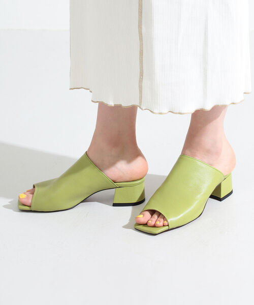 Ray BEAMS（レイビームス）の「Ray BEAMS / スクエアトゥ レザー サンダル（サンダル・レディース・ブラック/グリーン系その他2・24/24.5/23.5/25/23）」の15枚目の写真