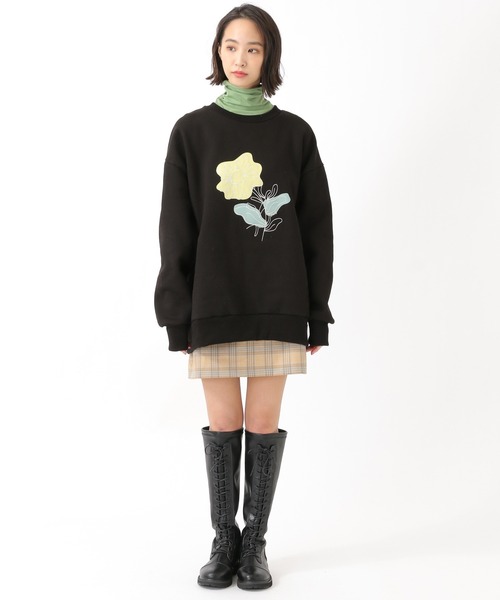 DRUG WITHOUT SIDE EFFECT(ドラッグ ウィズアウト サイド エフェクト)の「DRUG WITHOUT SIDE EFFECT/DWS FLOWERプルオーバー 2932646(スウェット・レディース・ブラック・FREE)」の5枚目の写真