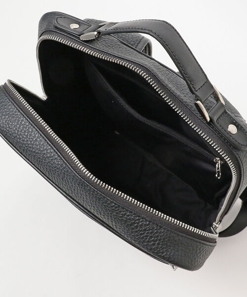 B:MING by BEAMS（ビーミングバイビームス）の「SEEKER / LEATHER BACKPACK（バックパック/リュック・メンズ・ブラック・ONE SIZE）」の7枚目の写真