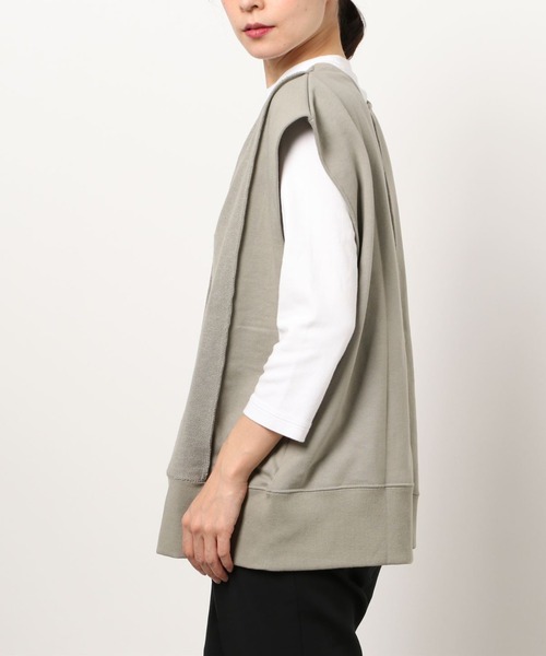 SPINNS(スピンズ)の「【2WAY仕様】切替ベスト(ベスト・レディース・カーキ/グレイッシュベージュ/ライトブルーグレー・ONESIZE)」の7枚目の写真