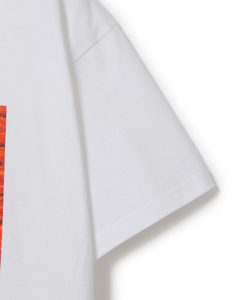 ADAM ET ROPE'（アダムエロペ）の「【ECM×10C】Kenny Wheeler Gnu High（Tシャツ/カットソー・メンズ・ホワイト/ブラック・M/XL/L）」の15枚目の写真