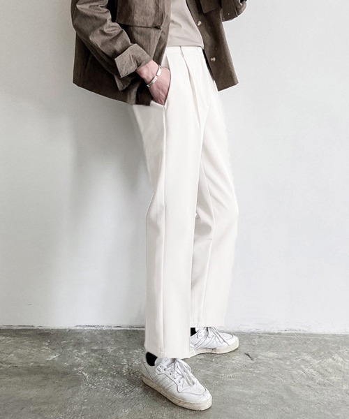 Mimma/Mimaa（ミマ）の「【Mimma/Mimaa】リラックスクロップドスラックス（スラックス・レディース・ブラック/グレー/アイボリー・FREE）」の4枚目の写真