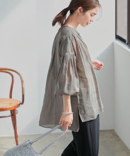 ROPE'（ロペ）の「【洗える】ローンボリュームスリーブタックブラウス（シャツ/ブラウス・レディース・ホワイト/グレー/イエロー・38）」の3枚目の写真