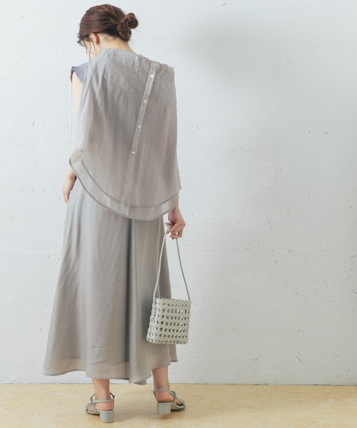 URBAN RESEARCH ROSSO WOMEN(アーバンリサーチ ロッソ)の「キュプラフレアスカート(スカート・レディース・ライトグレー/ベージュ/グリーン・38/36)」の11枚目の写真