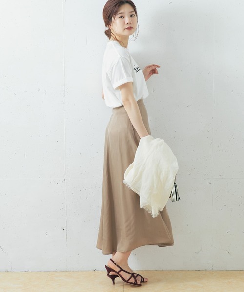 URBAN RESEARCH ROSSO WOMEN(アーバンリサーチ ロッソ)の「キュプラフレアスカート(スカート・レディース・ライトグレー/ベージュ/グリーン・38/36)」の19枚目の写真