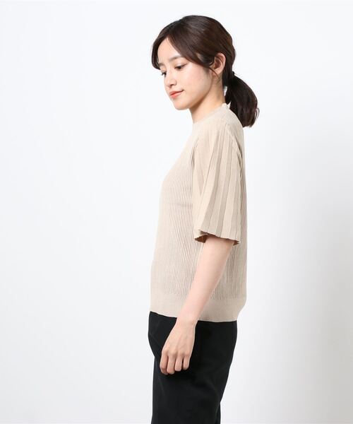 Te chichi（テチチ）の「袖プリーツプルオーバー（ニット/セーター・レディース・ベージュ/オフホワイト/ブラック・ﾌﾘ-）」の5枚目の写真
