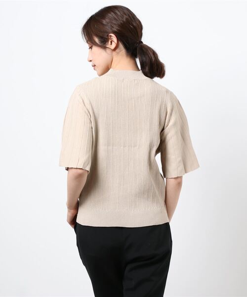 Te chichi（テチチ）の「袖プリーツプルオーバー（ニット/セーター・レディース・ベージュ/オフホワイト/ブラック・ﾌﾘ-）」の4枚目の写真