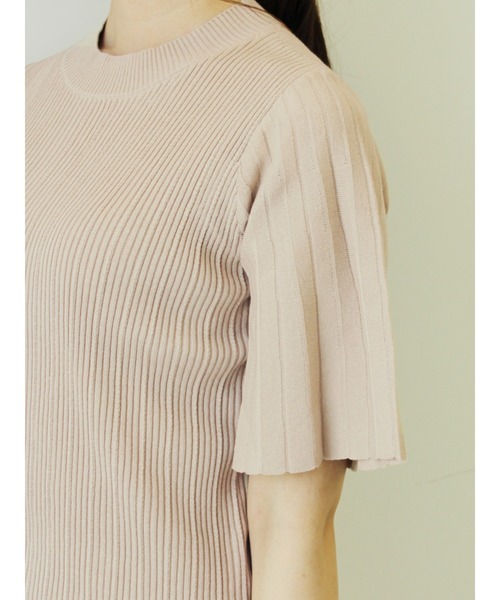 Te chichi（テチチ）の「袖プリーツプルオーバー（ニット/セーター・レディース・ベージュ/オフホワイト/ブラック・ﾌﾘ-）」の21枚目の写真
