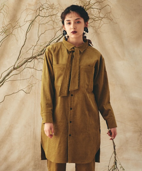 LAYMEE（レイミー）の「Lizzy corduroy shirt / リジーコーデュロイシャツ（シャツ/ブラウス・レディース・アイボリー/ブラウン/イエロー系・FREE）」の3枚目の写真