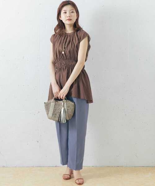 URBAN RESEARCH ROSSO(アーバンリサーチロッソ)の「バックリボンシャーリングブラウス(シャツ/ブラウス・レディース・オフホワイト/ミント/ダークブラウン・FREE)」の8枚目の写真