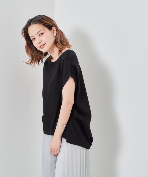 e.r.g*（イーアールジー）の「シルケットバックタックＴｅｅ（Tシャツ/カットソー・レディース・オフホワイト/ブラック/イエロー/グリーン/ブラウン/グレー・M）」の2枚目の写真