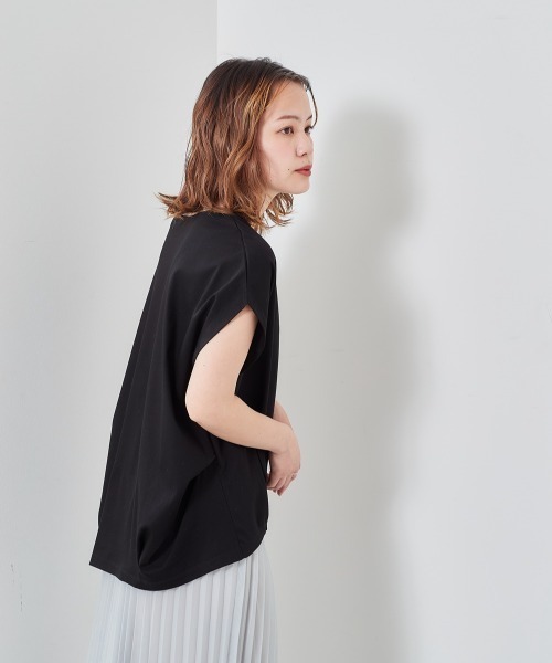 e.r.g*（イーアールジー）の「シルケットバックタックＴｅｅ（Tシャツ/カットソー・レディース・オフホワイト/ブラック/イエロー/グリーン/ブラウン/グレー・M）」の18枚目の写真