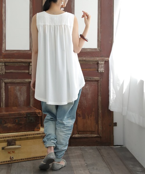 osharewalker(オシャレウォーカー)の「【廃盤】『配色レースデザインタンクトップ』(タンクトップ・レディース・ネイビー/アイボリー・1/2)」の6枚目の写真