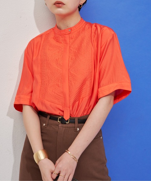 Aunt Marie's(アントマリーズ)の「デザインキルティングブラウス(シャツ/ブラウス・レディース・ホワイト/ナチュラル/グリーン/イエロー/オレンジ・FREE)」の5枚目の写真